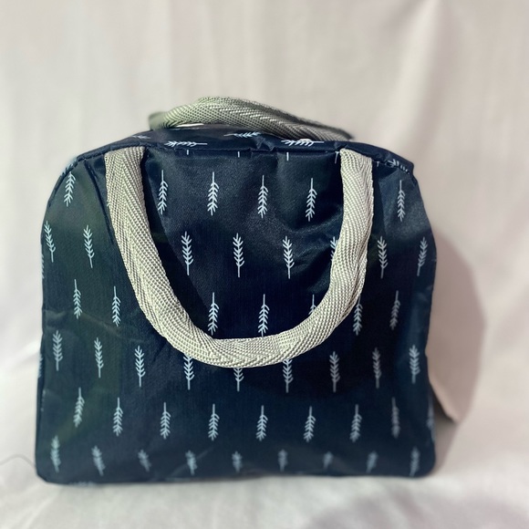 Make up travelling pouch( single piece ) - Picture 13 of 16